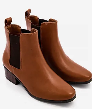 A New Day Women Ellie Chelsea Slip On Ankle Boots, Caramel Crown Size 6.5 thumbnail 1
