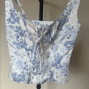 House of CB Chicca Blue Floral Top nwot size‎ XS D/DD thumbnail 5