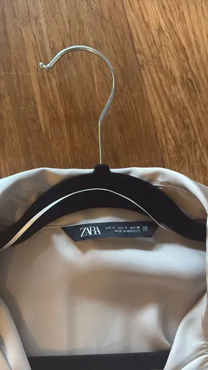 ZARA Satin Effect Shirt thumbnail 4