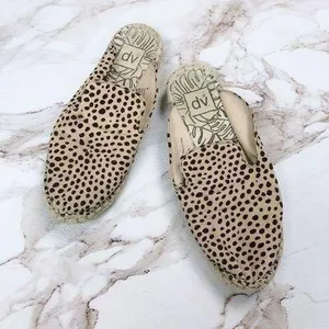 DV by Dolce Vita Shoes thumbnail 1