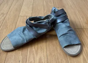 Blowfish‎ Malibu 8 Gray Sandals Canvas Ruched Strappy Zip Boho Flat thumbnail 1