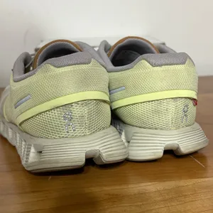 On Running Cloud 5 Hay Ice Yellow Brown Running Shoes 59.98362 Womens 7 thumbnail 5