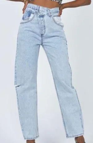 Princess Polly - Holly Asymmetric With White Pockets Jean Light Wash thumbnail 1