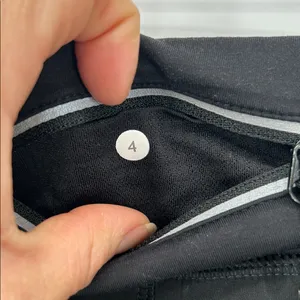 Lululemon Black Run Speed Up Layered Athletic Shorts Size 4 thumbnail 5