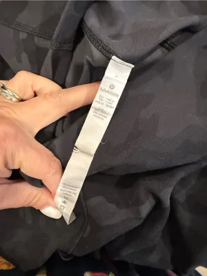 LULULEMON Align Pant 25” in Sequoia Camo Print Deep Coal Black‎ size 6 thumbnail 4