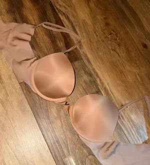 Victoria's Secret Push-Up bra  thumbnail 1