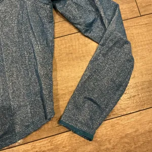 Hollister Long Sleeve Square Neck Glitter Top Blue Size‎ Medium thumbnail 2