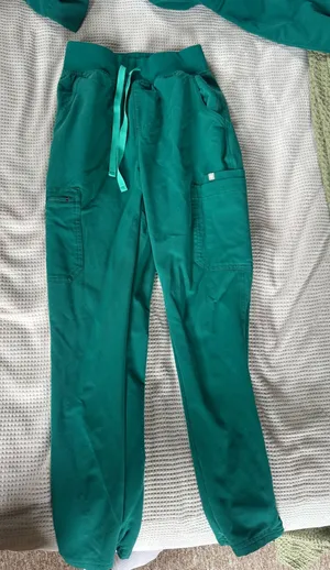 FIGS Scrub Pants thumbnail 1