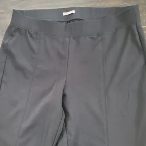 Maurices Women’s Size 16 Black Casual Pants Regular Fit Straight Leg Workwear thumbnail 3