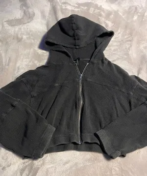 Forever 21 Crop zip up thumbnail 1