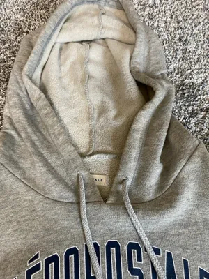 Aeropostale Gray V-Neck Sweater  thumbnail 4