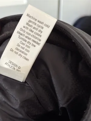 Athleta Toasty Buns Quilted Puff Skirt Size 2 Charcoal Gray Insulated Après Ski thumbnail 12