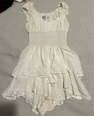 Princess polly romper  thumbnail 1