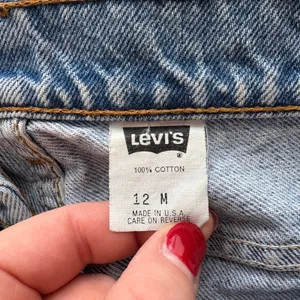 Levi VtG 90s 550‎ Jeans Light Wash Relaxed Fit Denim Women's Size 12 Medium thumbnail 6