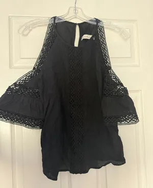 Abercrombie Black Top thumbnail 1