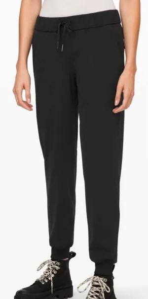 Lululemon On The Fly Joggers thumbnail 1