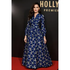 VTG CLIFTON WILHITE 18 Blue Metallic Floral Long Sleeve Gown Couture Dress thumbnail 3