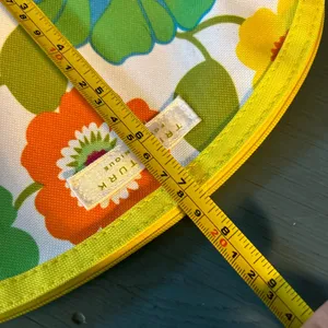 Trina Turk for Clinique l Floral Cloth Travel/Cosmetic Bag thumbnail 4
