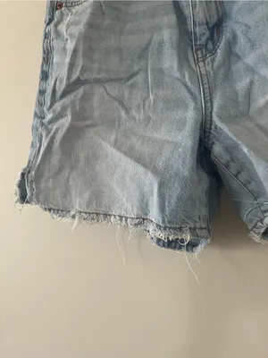 American Eagle Highest Rise Baggy Denim Shorts 0 Light Wash Distressed Casual thumbnail 2