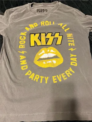 Kiss Short Sleeve Tee in Gray with Yellow Graphic thumbnail 1