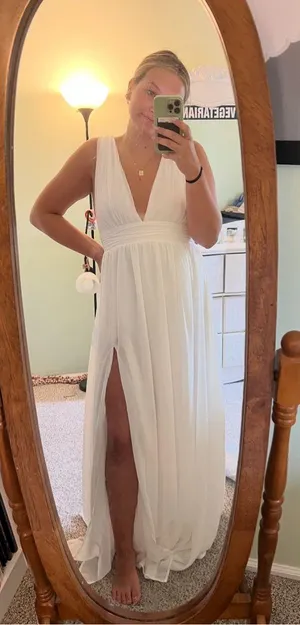 Lucy in the Sky Dress White Maxi thumbnail 2