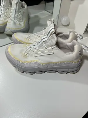 On cloud Running Women's Cloudaway Undyed White / Glacier Running Shoes size 8.5 thumbnail 3