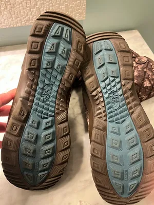 The North Face Quilted Brown Floral-Print Insulated Boots thumbnail 7