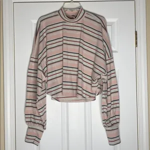 Free people thumbnail 2
