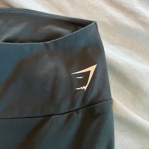 Womens Gymshark Size XXS Green High Waist 7/8 Leggings EUC thumbnail 3