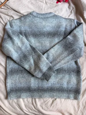 Kith Sweater Gray thumbnail 4