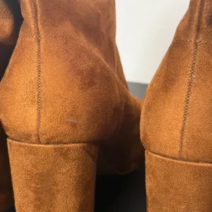 Womens Brown Slouchy Boots Size 8.5 Faux Suede Block Heel Almond Toe Fall thumbnail 9