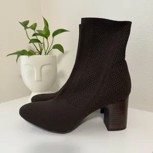 BORN Meggs Brown Sock Boots Pull- On Block Heel Booties Size 10 thumbnail 7