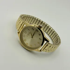Folio Gold Classic Women’s Watch Working New Battery thumbnail 4