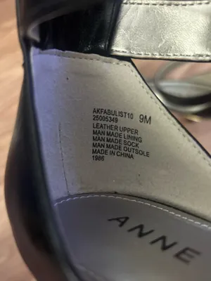 Anne Klein Black Pointed-Toe Ankle-Strap Kitten Heels Size 9M thumbnail 9