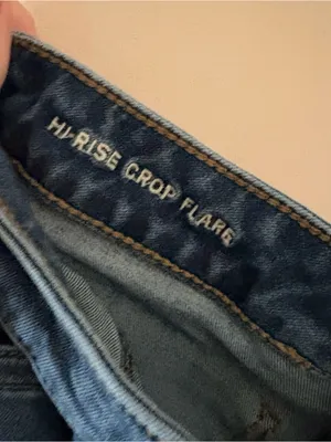 American Eagle Hi-Rise Crop Flare Jeans Medium Wash Size 6 Long thumbnail 5