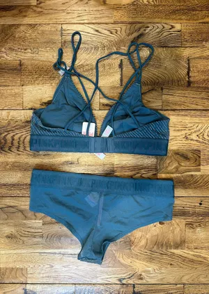 PINK Victoria’s Secret Bralette thumbnail 2