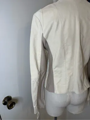 Free People Light Cream Women's Zip-Front Jacket Sz 6 faux Leather thumbnail 3