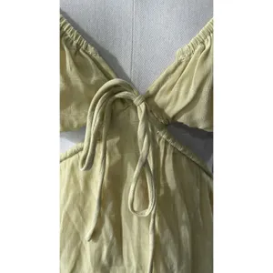 Kittenish Jessie James Decker Yellow Cutout Mini Dress XS Long Sleeve Party thumbnail 6