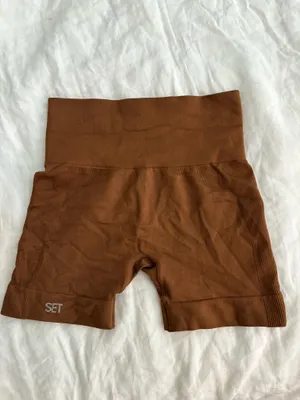 Set Active Biker Shorts thumbnail 2