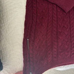 American Eagle red cable knit sweater thumbnail 3