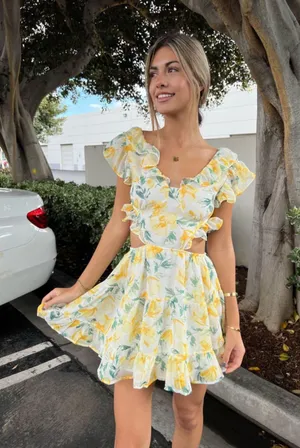 NWT Yellow Floral Print Flutter Sleeve Ruffle Cutout White Dress thumbnail 2