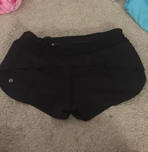Lululemon Speed Shorts 2.5" Black thumbnail 2
