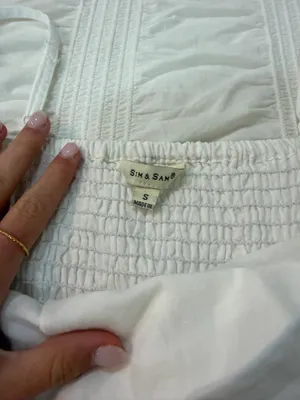 White dress thumbnail 2
