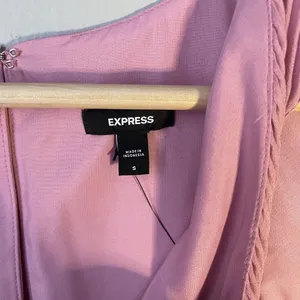NWT Womens Express Criss Cross Pink Top Size Small MSRP $68‎ thumbnail 2