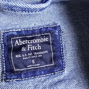 Abercrombie & Fitch Ombre Denim Trucker Jacket Blue‎ Gradient Womens Small thumbnail 4