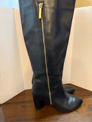 Louise et Cie Black Leather Knee High Boots Gold Zip Block Heel Sz 9M EU 40 thumbnail 4