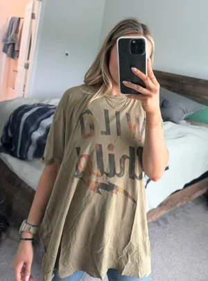 The Laundry Room Tee thumbnail 1