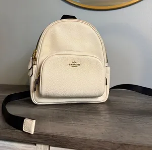 Coach Court Mini Backpack White Pebbled Leather Gold Hardware C8603 thumbnail 1