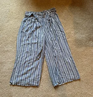 Hollister Ultra High Rise Linen Blue Striped Tie Pants thumbnail 3