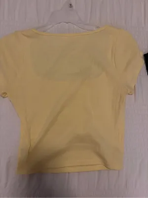 gaze Pastel Yellow Scoop Neck Crop Top with Bow thumbnail 2